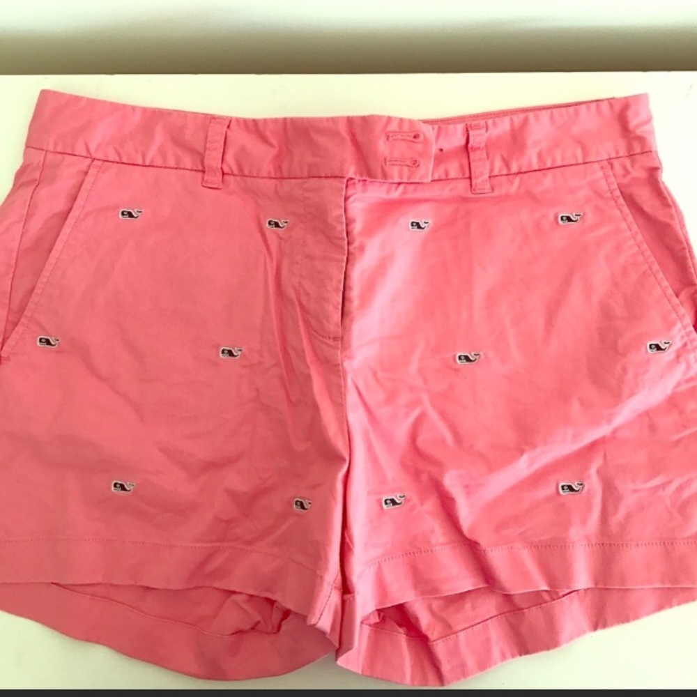 Vineyard Vine whale shorts